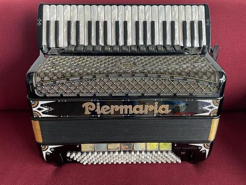 Z.g.a.n. Piermaria Goldline Cassotto accordeon . 5 korig ., Muziek en Instrumenten, Accordeons, Zo goed als nieuw, Toetsaccordeon