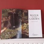 boek water garden, Boeken, Natuur, Natuur algemeen, Ophalen of Verzenden, Zo goed als nieuw