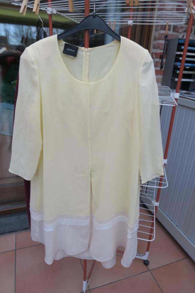 Kleedje zijde geel beige onderjurk Akris mt 40, Kleding | Dames, Jurken, Zo goed als nieuw, Maat 38/40 (M), Geel, Onder de knie