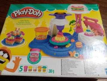 Play-Doh taartjesmaker beschikbaar voor biedingen