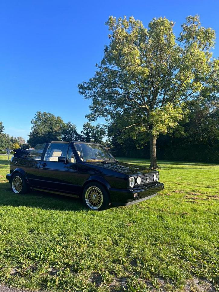 VW Golf 1.6 Cabriolet – zwart/beige – altijd binnen gestald, Auto's, Volkswagen, Particulier, Golf, Benzine, Cabriolet, 2 deurs