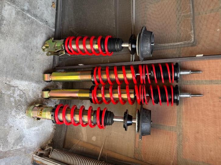 Schroefkit schroefset golf 2 mts, Auto-onderdelen, Ophanging en Onderstel, Volkswagen, Nieuw, Ophalen