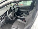 Toyota C-HR 1.8 Hybrid Dynamic Plus Mono-Tone E-CVT, Auto's, Toyota, Stof, 4 cilinders, Wit, 5 zetels
