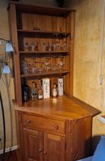 Bar-hoekkast, Ophalen