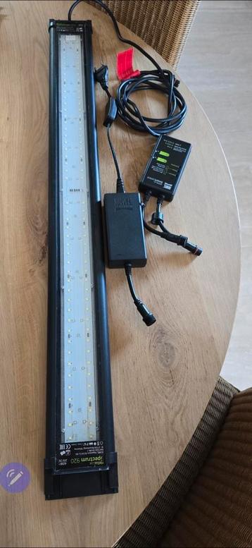 Helialux spectrum 920mm met controler  beschikbaar voor biedingen