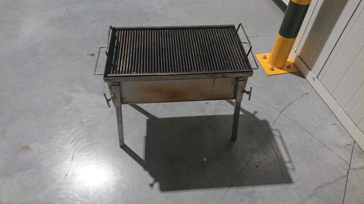 Handgemaakte massief rvs barbecue, Tuin en Terras, Houtskoolbarbecues, Zo goed als nieuw, Ophalen of Verzenden