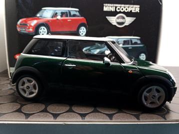 Mini Cooper Kyosho 1/18 beschikbaar voor biedingen