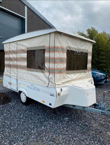 Vouwcaravan Paradiso 325 met voortent beschikbaar voor biedingen