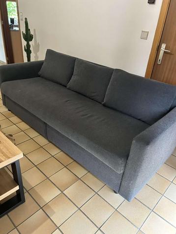 FAUTEUIL / CANAPÉ 3 places disponible aux enchères