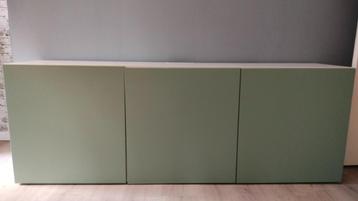 wit groen tv meubel van Ikea beschikbaar voor biedingen