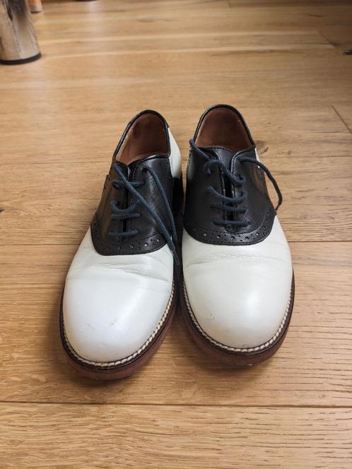 G.H. Bass tweekleurige veterschoenen dames maat 35.5, Kleding | Dames, Schoenen, Gedragen, Schoenen met lage hakken, Overige kleuren