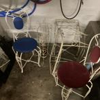 Smeedijzeren tafeltjes , stoeltjes en paraplubak, Ophalen