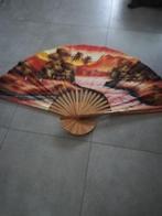 Wanddecoratie: grote waaier, Ophalen, Zo goed als nieuw