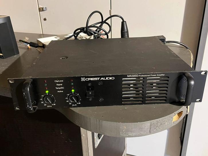 Crest ma5850 amplifier, Audio, Tv en Foto, Professionele apparaten, Gebruikt, Audio, Ophalen of Verzenden