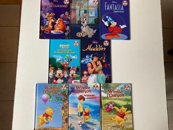 Livres Disney (lot de 8 titres différents) - comme neuf beschikbaar voor biedingen