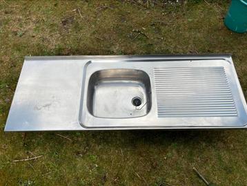 Spoelbak 140cm x 50cm beschikbaar voor biedingen