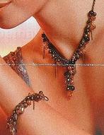 AVON : Ensemble des 2 bijoux - EN PROMO, Enlèvement ou Envoi, Neuf, Brun