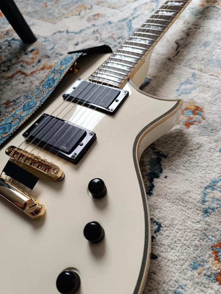 ESP Ltd EC-401, Musique & Instruments, Instruments à corde | Guitares | Électriques, Utilisé, Fender, Enlèvement