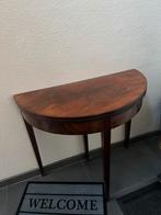 Tafel met halve maan met geheime mahoniehouten lade, Ophalen, Gebruikt