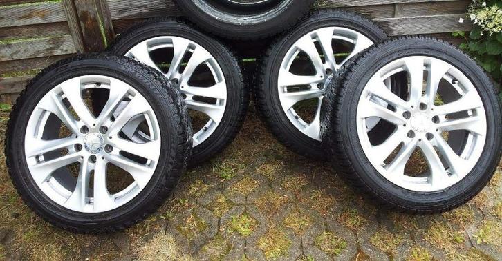 Winterbandenset velgenset Mercedes W212 OE, Auto-onderdelen, Banden en Velgen, Band(en), Winterbanden, 17 inch, 245 mm, Personenwagen
