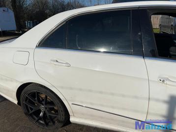 MERCEDES E KLASSE W212 wit 149 rechts achter deur 2009-2013 beschikbaar voor biedingen