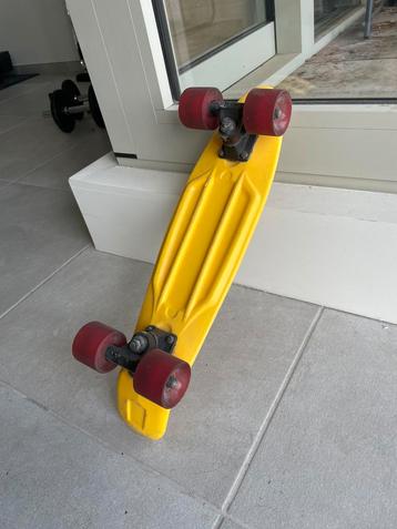 Oxelo skateboard beschikbaar voor biedingen