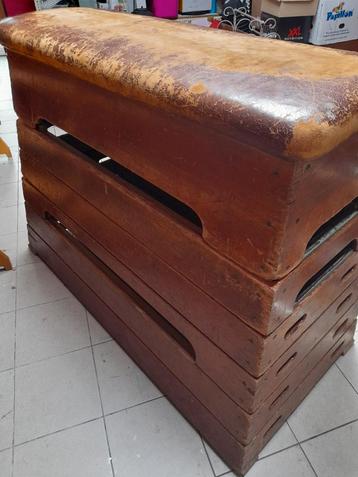 Vintage turnplint plint turnkast  beschikbaar voor biedingen