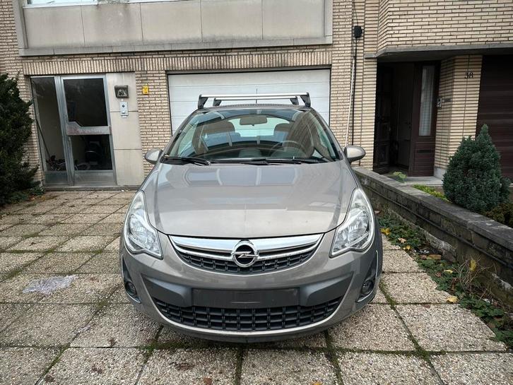 Opel corsa - 2012 Facelift 1.2i 97.000km Euro5 - Met keuring, Auto's, Opel, Particulier, Corsa, Bluetooth, Benzine, Euro 5, Berline