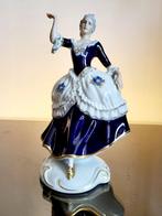 Statue Royal Dux Lady Rococo, Antiquités & Art, Antiquités | Porcelaine, Enlèvement ou Envoi