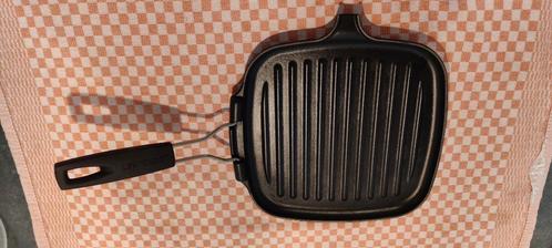 Staub vierkante grillpan met siliconen handvat, Huis en Inrichting, Keuken | Potten en Pannen, Gebruikt, Overige typen, Gietijzer