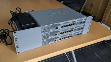 Juniper SRX320 firewall met rackmount en PSU disponible aux enchères