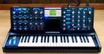 Moog voyager electric blue, Ophalen, Zo goed als nieuw