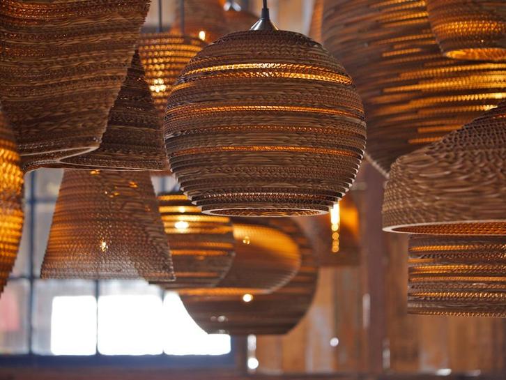 Graypants Scraplight Moon 14 – iconische design hanglamp, Huis en Inrichting, Lampen | Hanglampen, Gebruikt, 50 tot 75 cm, Overige materialen