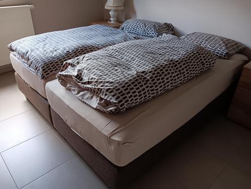 Boxspring, Huis en Inrichting, Slaapkamer | Bedden, Zo goed als nieuw, Eenpersoons, 90 cm, 200 cm, Stof, Bruin, Ophalen