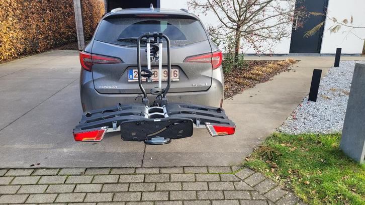 Te huur fietsendrager op trekhaak, Auto diversen, Fietsendragers, Zo goed als nieuw, Trekhaakdrager, 3 fietsen of meer, Ophalen