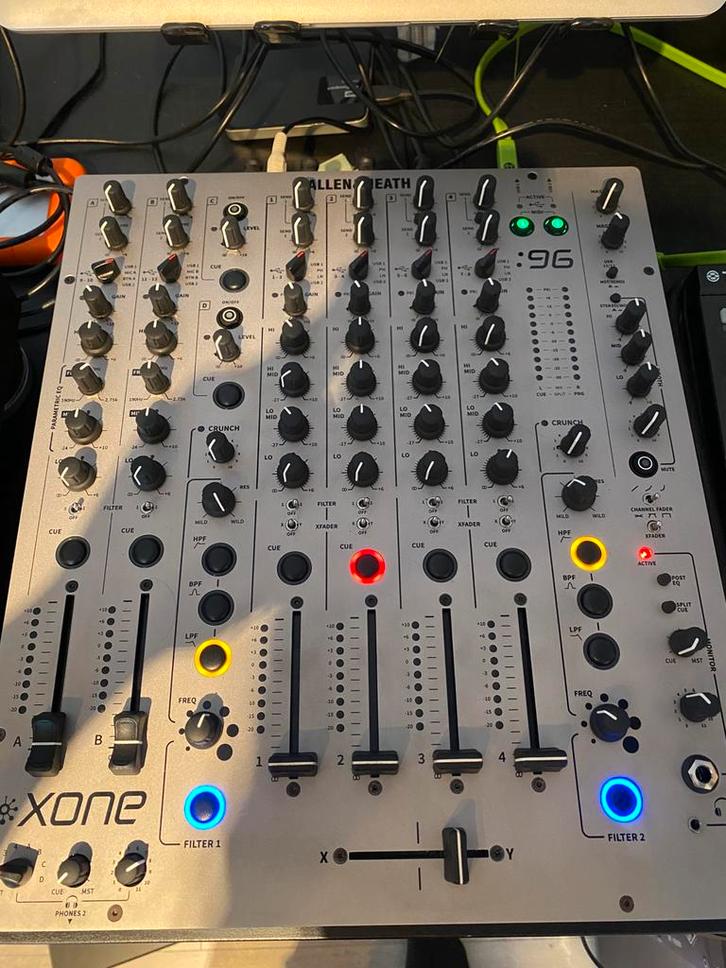 Allen & Heath xone 96 + decksaver, Muziek en Instrumenten, Mengpanelen, Gebruikt, Ophalen