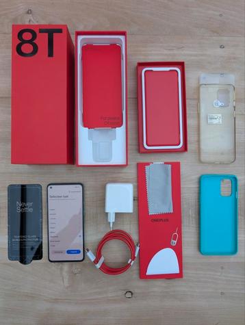 One Plus 8 T in originele verpakking + hoesjes beschikbaar voor biedingen