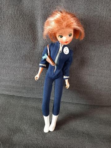 Actiefiguur Daisy Super Agent  beschikbaar voor biedingen