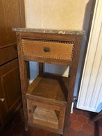 Marmeren kastje, Ophalen