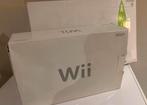 Nitendo WII Met 2 Consoles & Wii Fit Sport, Games en Spelcomputers, Ophalen of Verzenden, Met 2 controllers, Met Balance Board