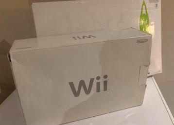Nitendo WII Met 2 Consoles & Wii Fit Sport beschikbaar voor biedingen