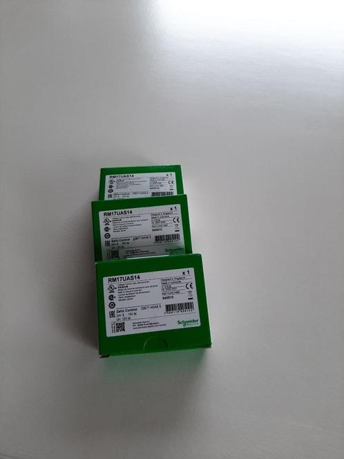 RM17UAS14 Schneider Electric spaningscontrolerelais RM17-U, Hobby en Vrije tijd, Elektronica-componenten, Ophalen of Verzenden