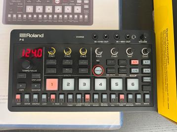 Roland P-6 Comme neuf, Enlèvement, Comme neuf, Roland