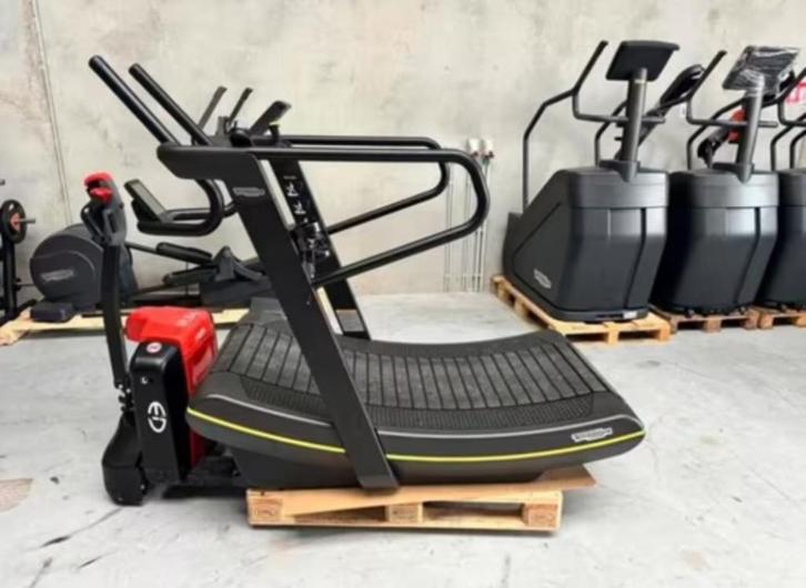 Le moulin à compétences Technogym est en parfait état !, Sports & Fitness, Équipement de fitness, Comme neuf, Enlèvement ou Envoi