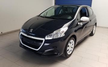 Peugeot 208 1200cc benz.bj.2017 à seulement 8700 km presque, Achat, 50 kW, Euro 6, Entreprise