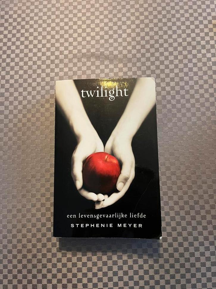 Stephenie Meyer - Twilight, Boeken, Literatuur, Gelezen, Ophalen