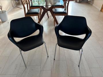 Paire chaises / fauteuils vintages en Skaï, Enlèvement