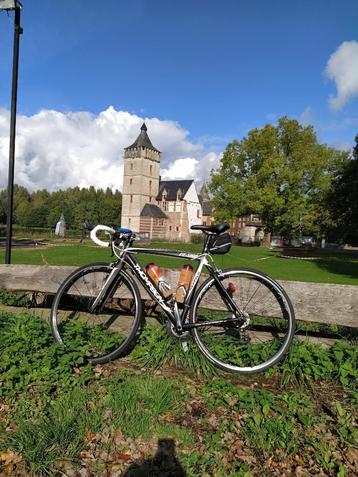Racefiets Thompson maat 54 beschikbaar voor biedingen