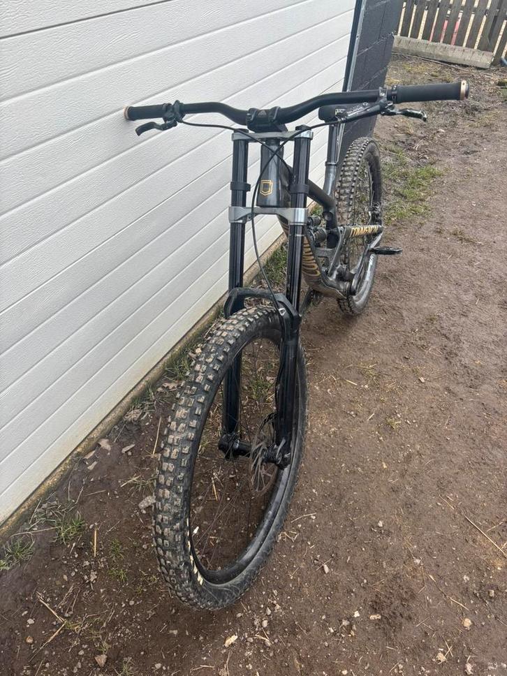 Dh commencal bike 2019, Fietsen en Brommers, Fietsen | Mountainbikes en ATB, Gebruikt, Heren, Overige merken, Fully, Ophalen