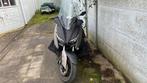 Xmax 300 accidenté, Vélos & Vélomoteurs, Scooters | Yamaha, Enlèvement, Comme neuf